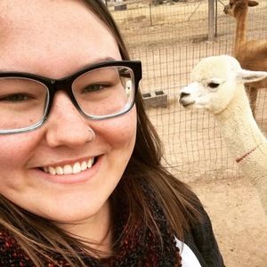 Meet your Posher, Holly